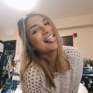 Meet your Posher, Savannah